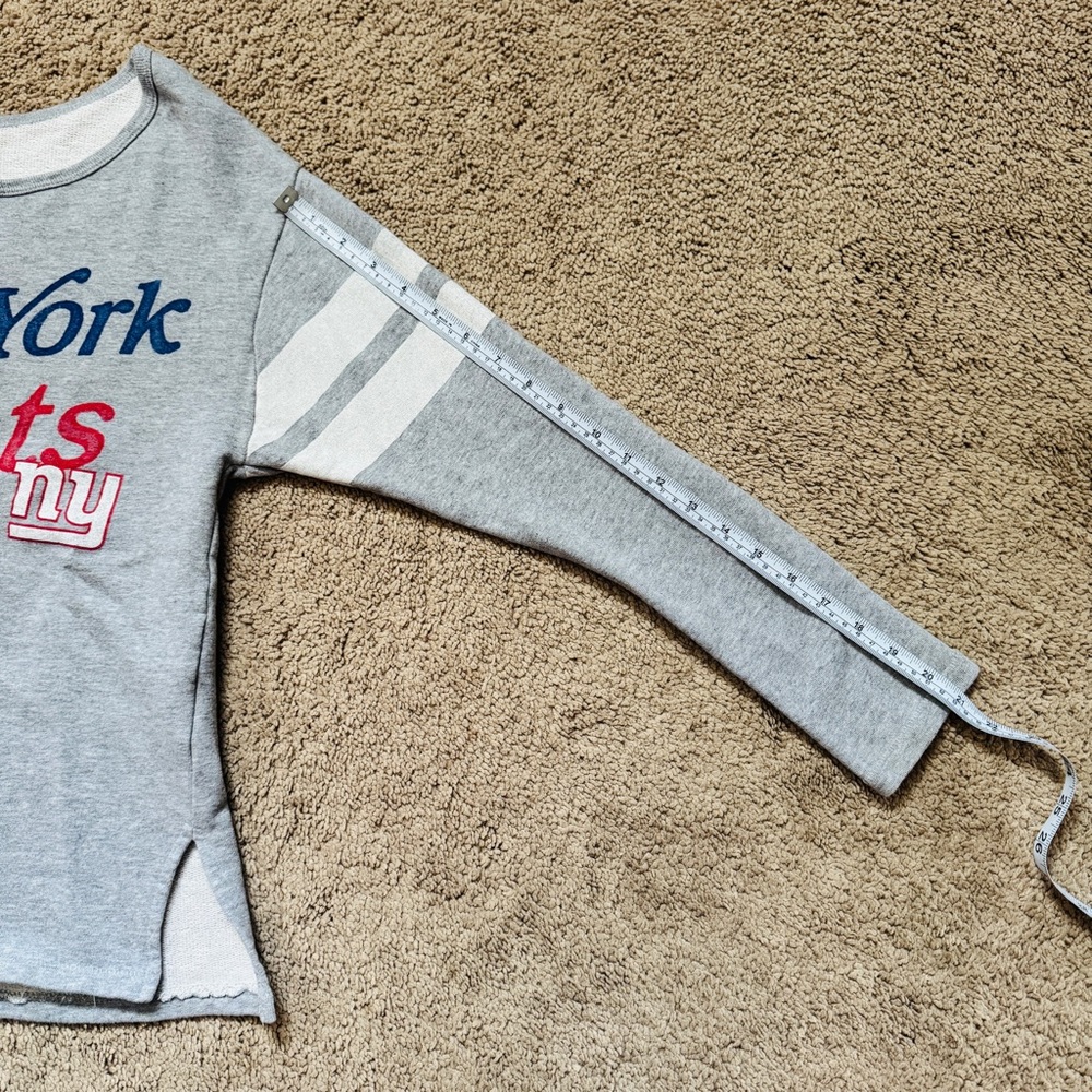 Junk Food Clothing • New York Giants Crew Neck Sweatshirt - Picture 6 of 7